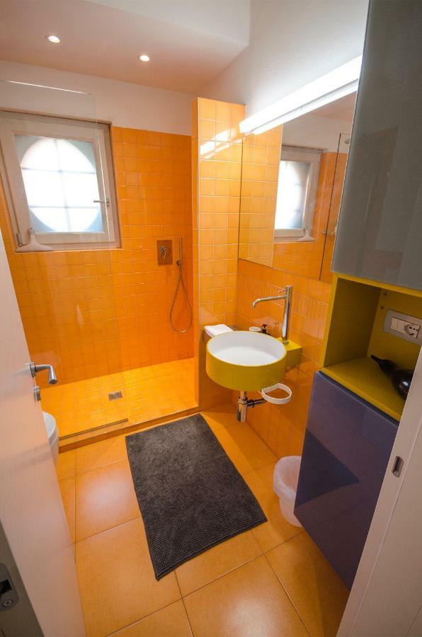 Appartamento Luxury 65Mq Under The Two Towers Bologna Esterno foto